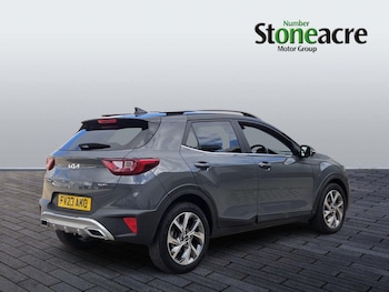 Used Kia Stonic 2023 for sale - 78741171: Photo