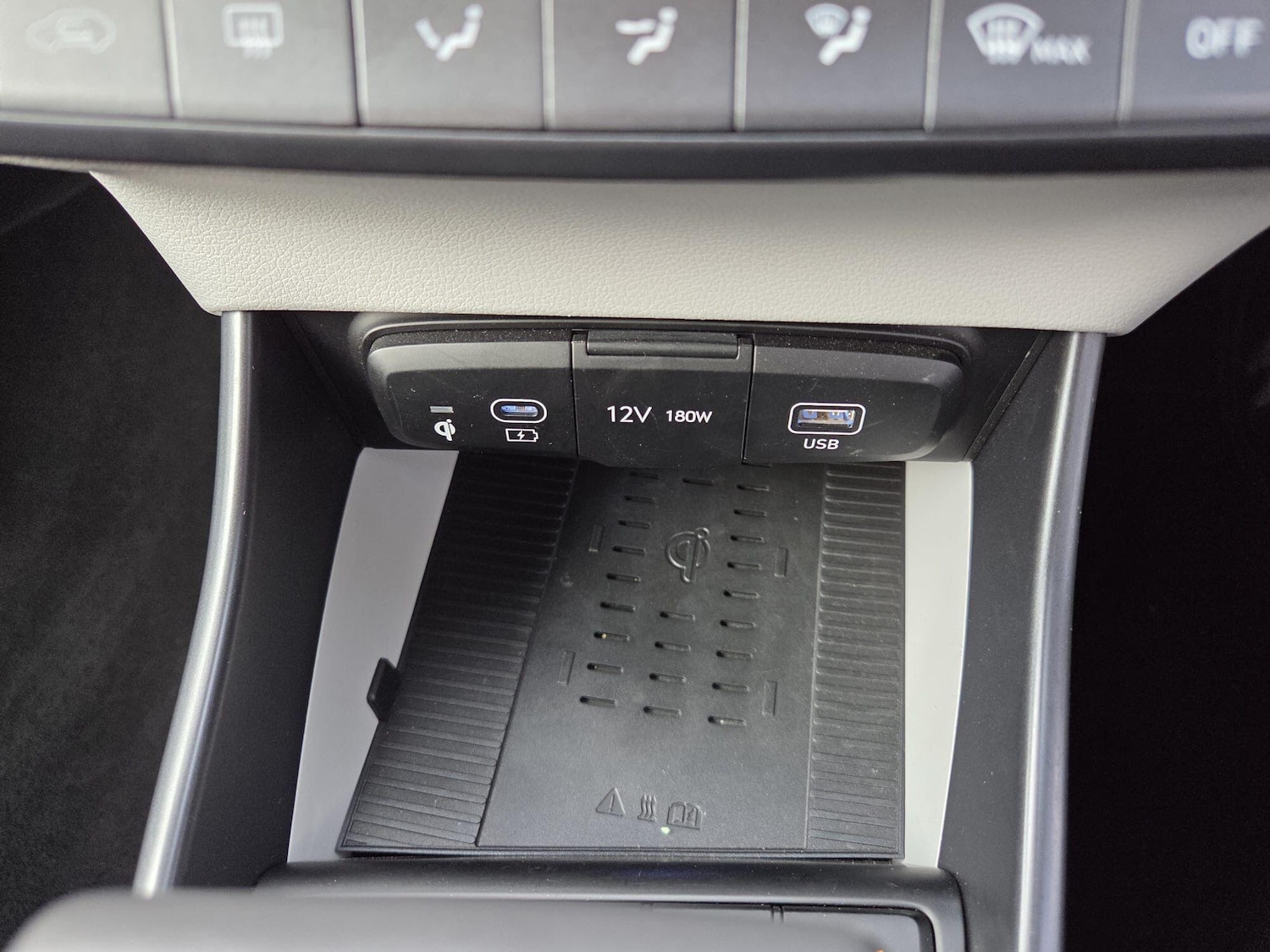 Used Hyundai BAYON 2024 for sale - 78148236: Photo 29