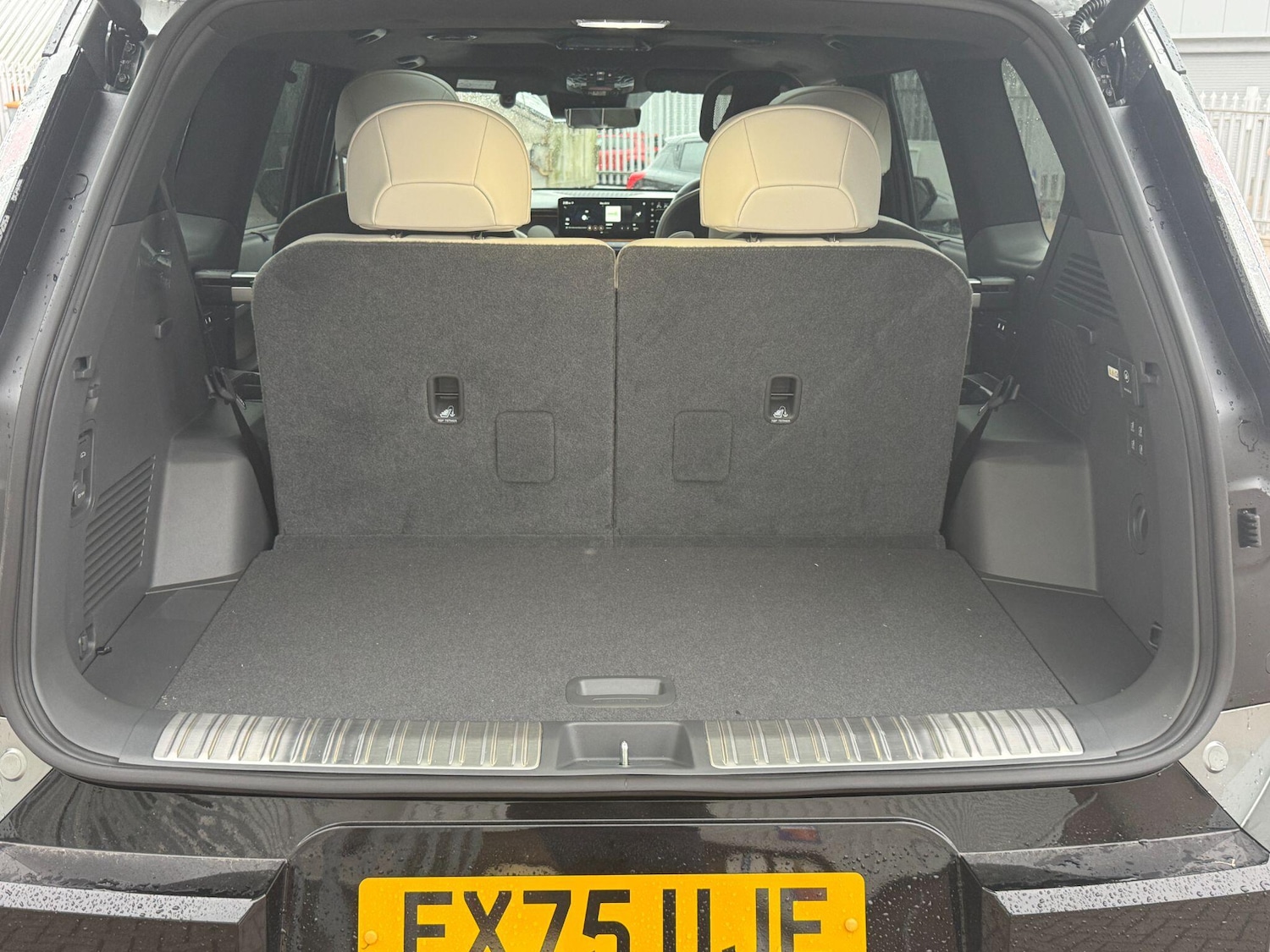 Used Kia EV9 2025 for sale - 76832454: Photo 13