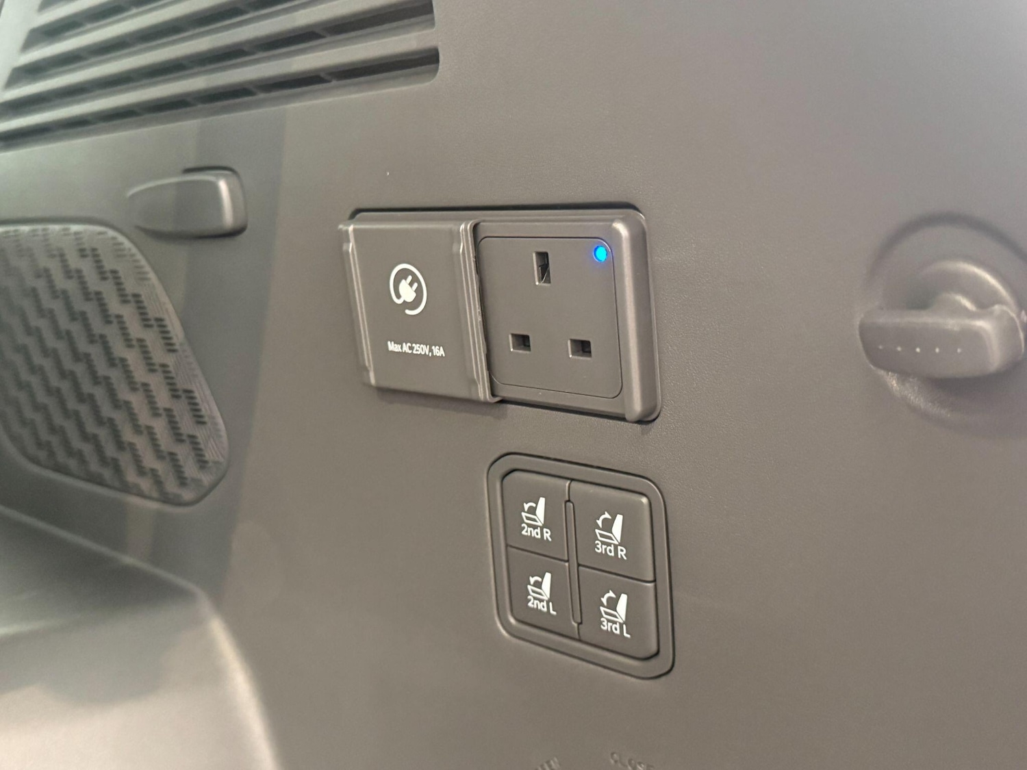 Used Kia EV9 2025 for sale - 76832454: Photo 15