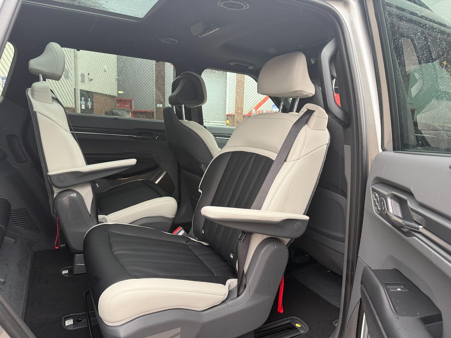 Used Kia EV9 2025 for sale - 76832454: Photo 17