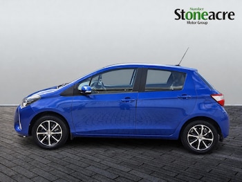 Used Toyota Yaris 2018 for sale - 79609109: Photo