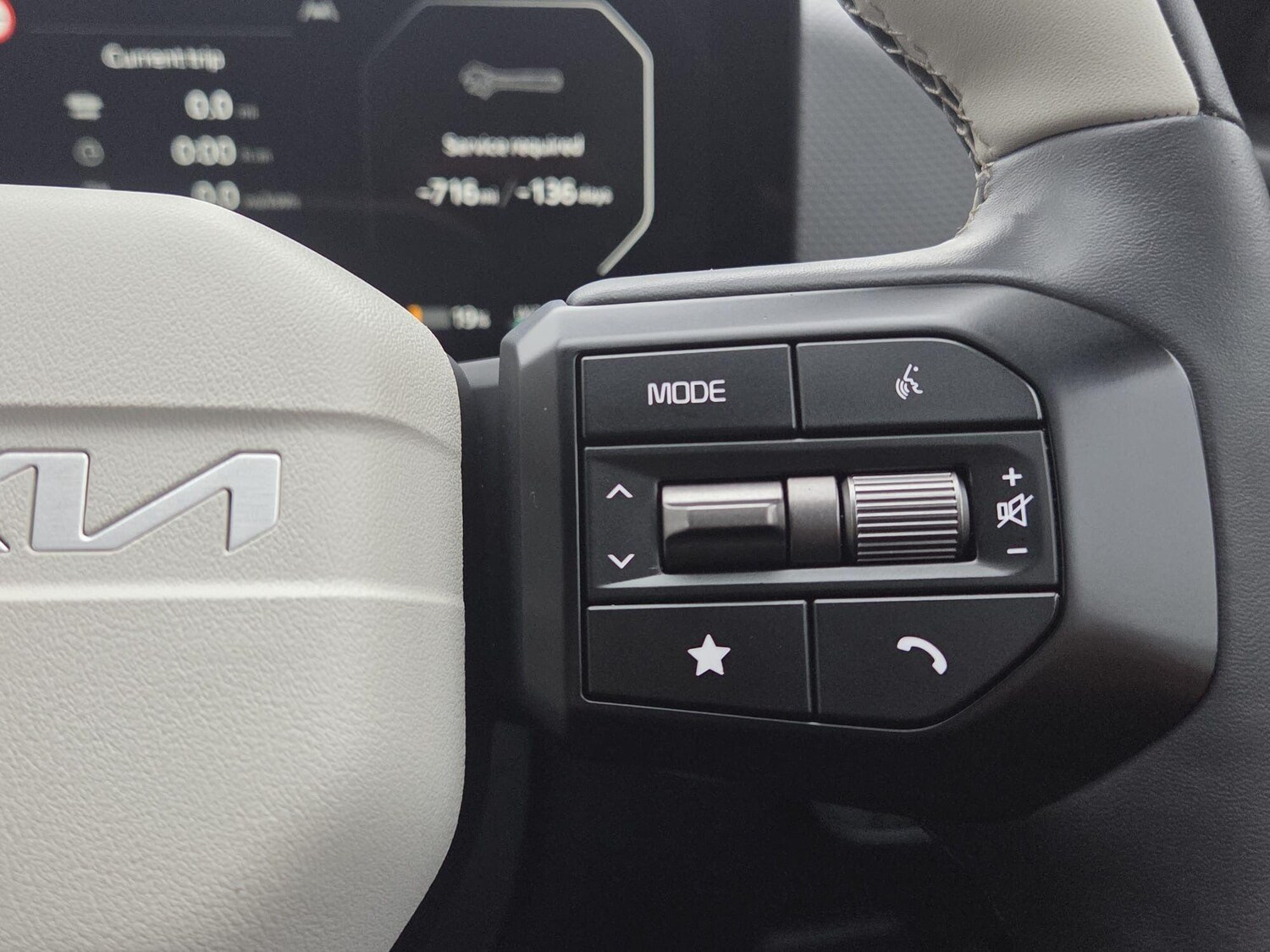 Used Kia EV6 2024 for sale - 77970659: Photo 27