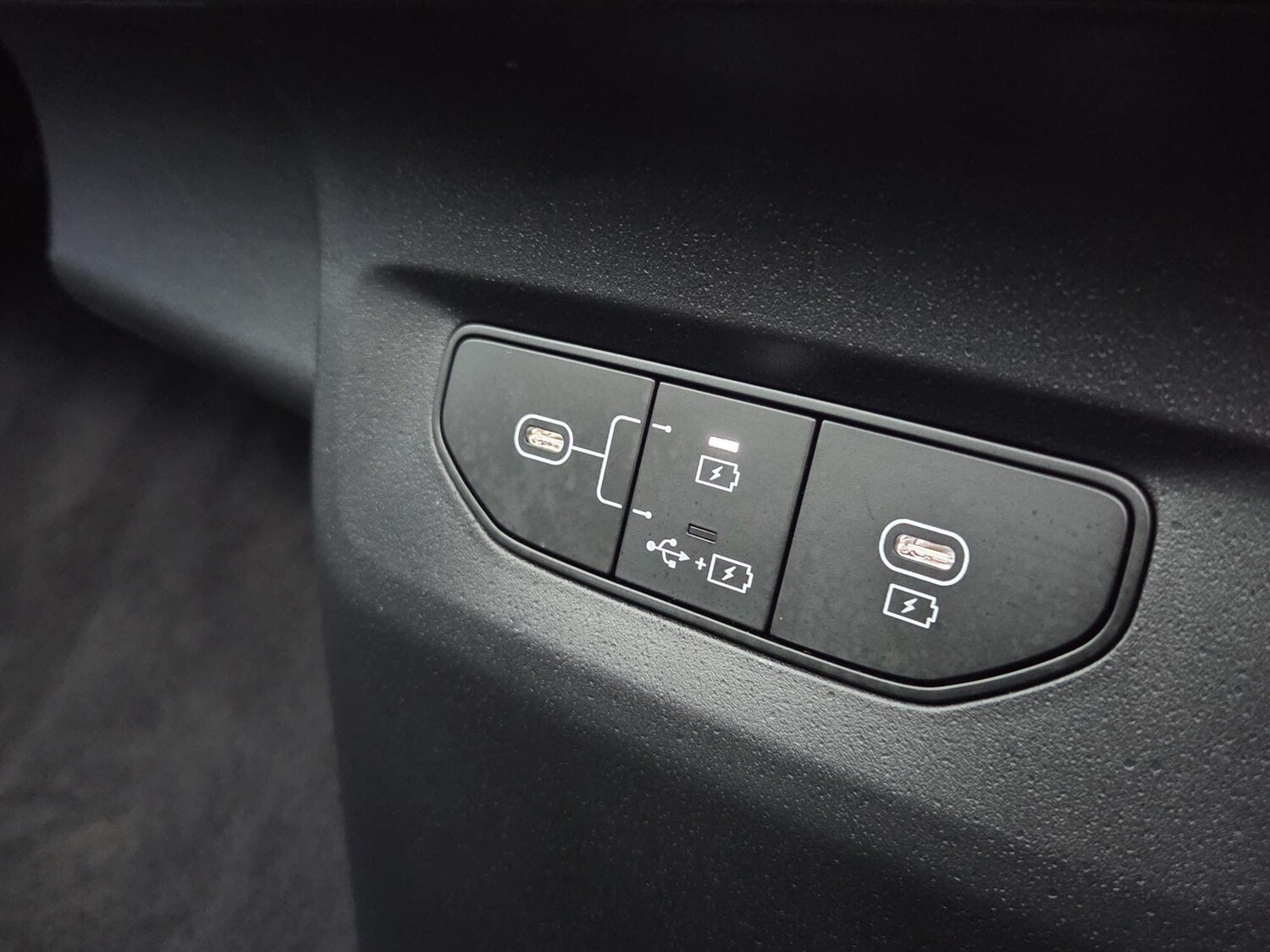 Used Kia EV6 2024 for sale - 77970659: Photo 36