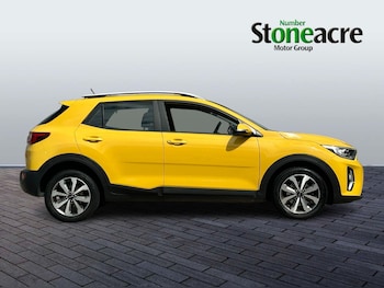 Used Kia Stonic 2022 for sale - 75914949: Photo