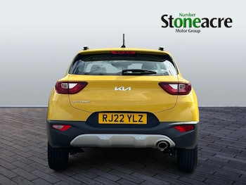 Used Kia Stonic 2022 for sale - 75914949: Photo