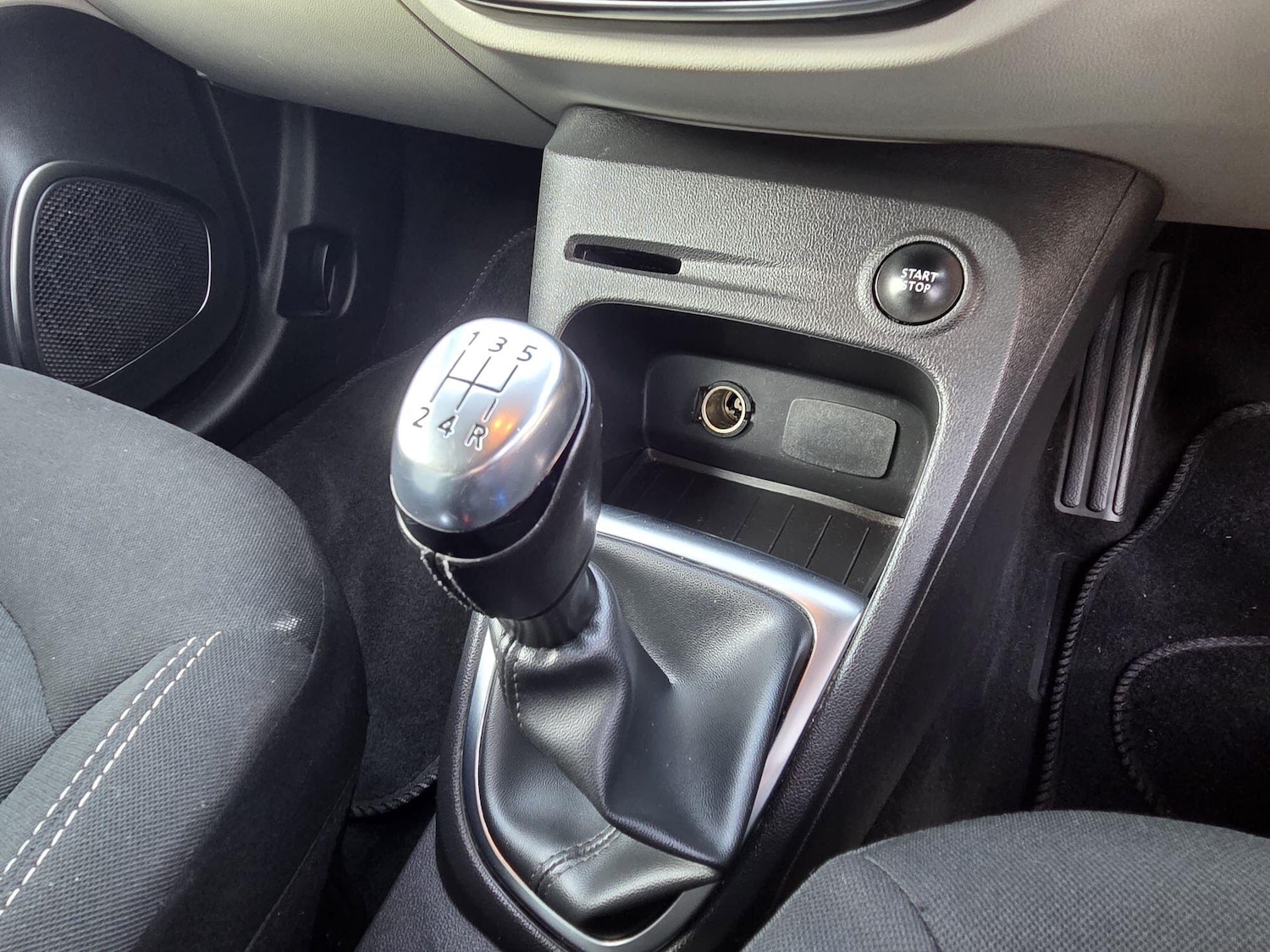 Used Renault Captur 2019 for sale - 77709569: Photo 24