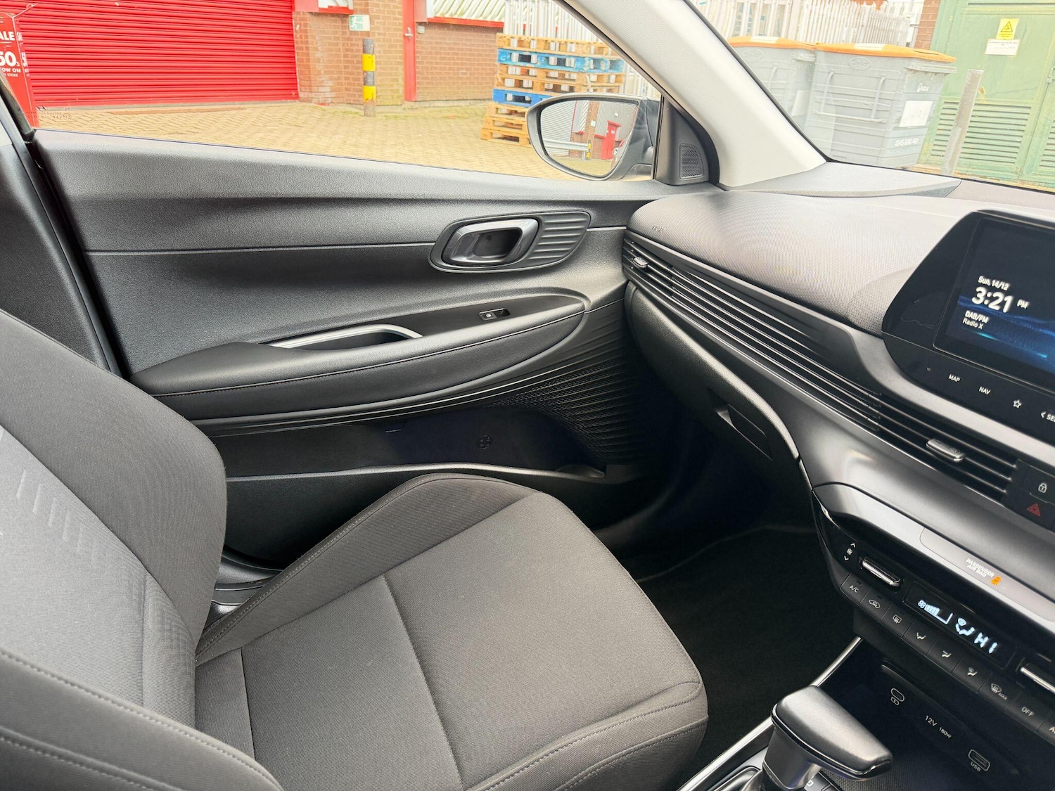 Used Hyundai BAYON for sale - 77658806: Photo 25