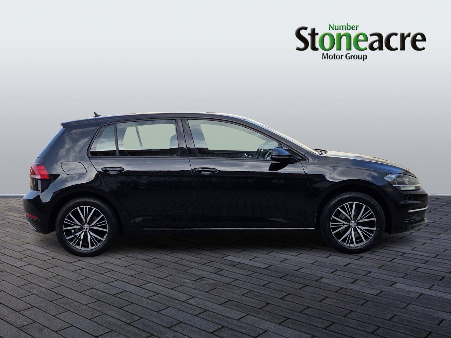 Used Volkswagen Golf for sale - 77704967: Photo 2