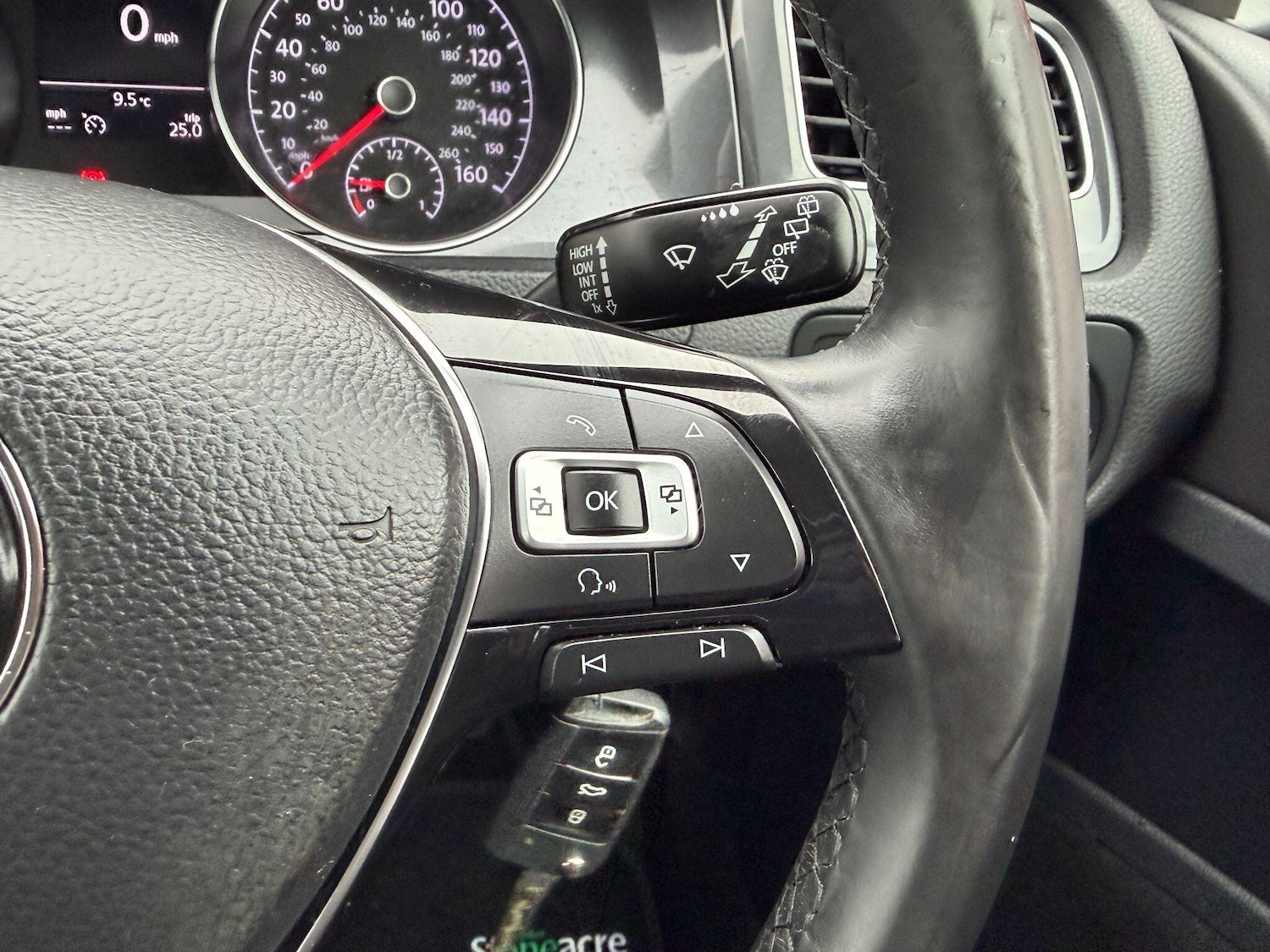 Used Volkswagen Golf 2017 for sale - 77230058: Photo 16