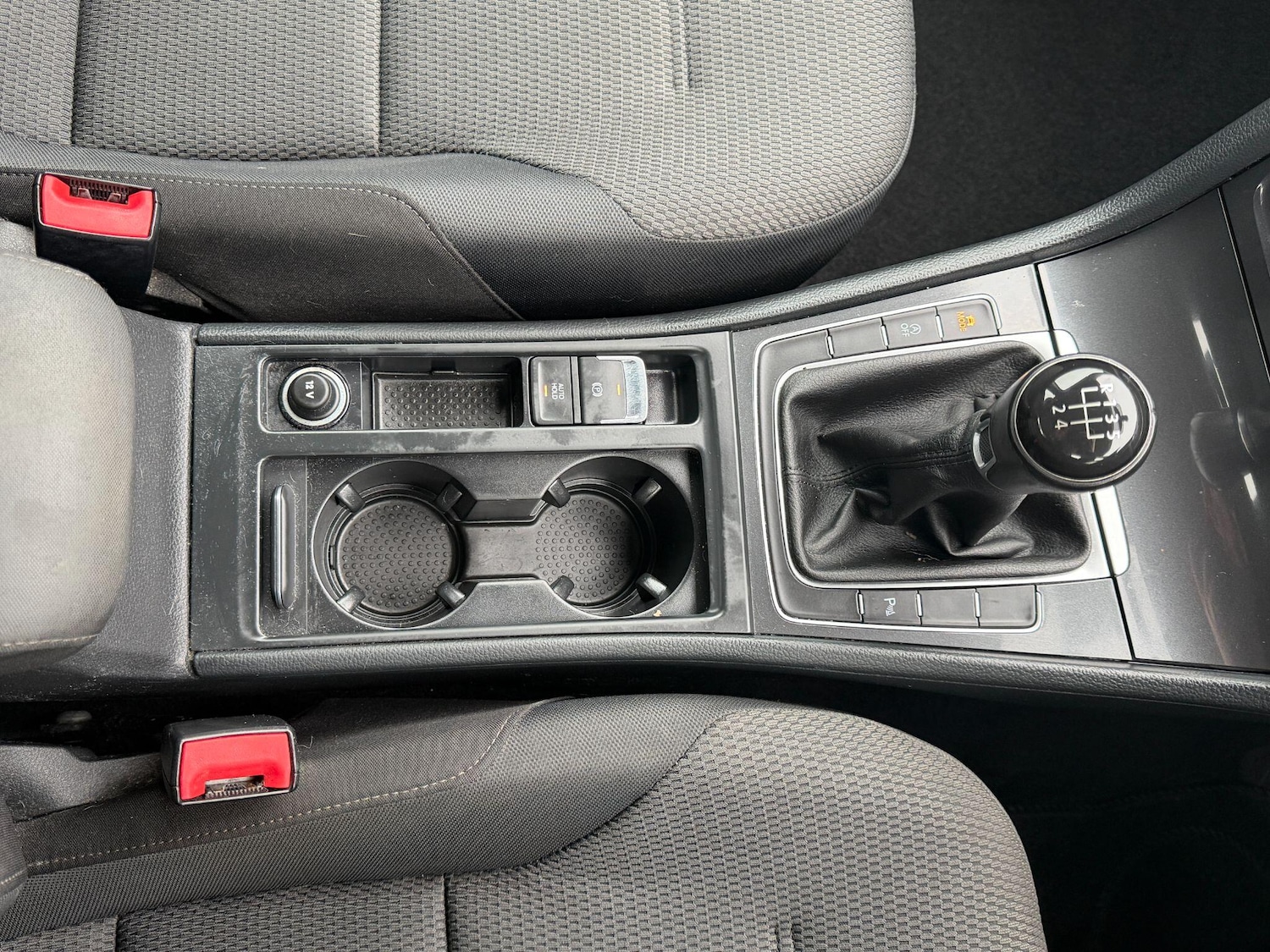 Used Volkswagen Golf 2017 for sale - 77230058: Photo 21