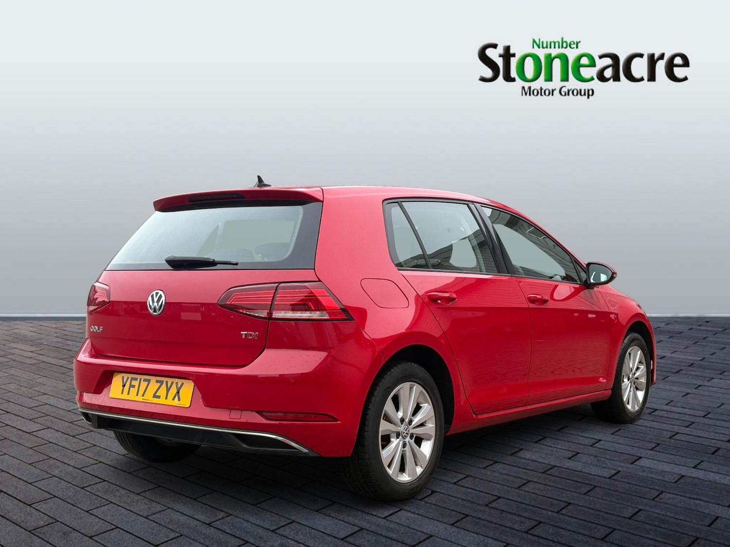 Used Volkswagen Golf 2017 for sale - 77230058: Photo 3