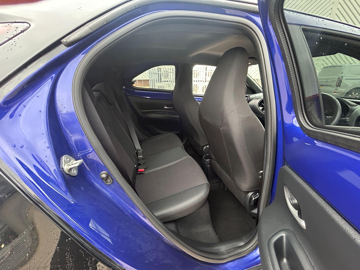 Used Toyota Aygo X 2023 for sale - 76688802: Photo 30