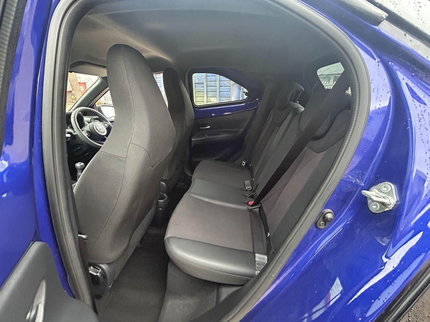 Used Toyota Aygo X 2023 for sale - 76688802: Photo 31