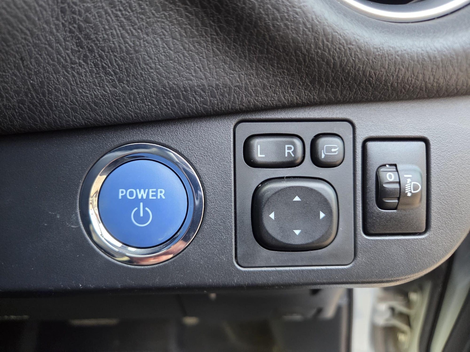 Used Toyota Yaris 2020 for sale - 76715311: Photo 17