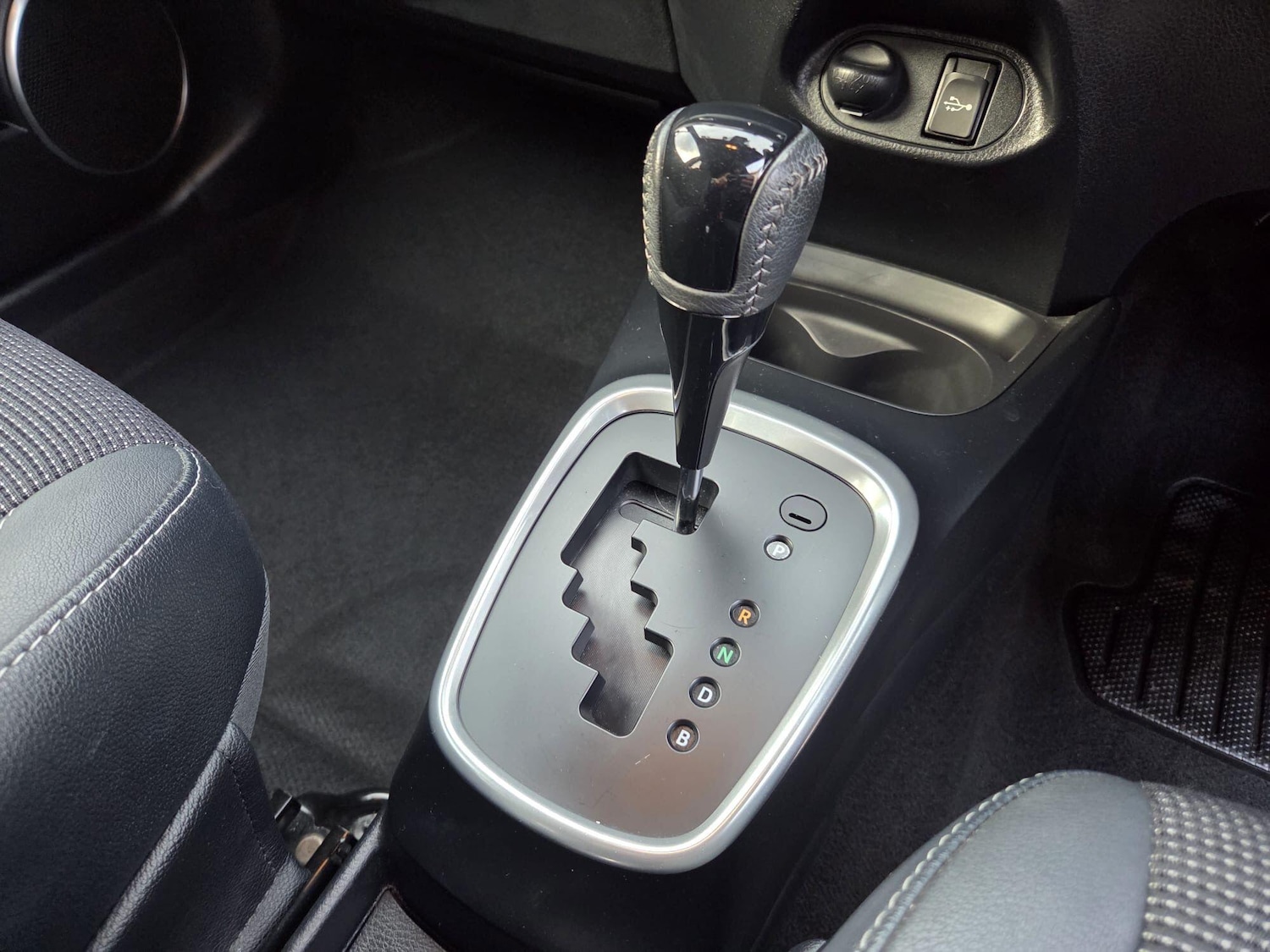 Used Toyota Yaris 2020 for sale - 76715311: Photo 23