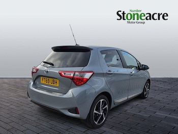 Used Toyota Yaris 2020 for sale - 76715311: Photo