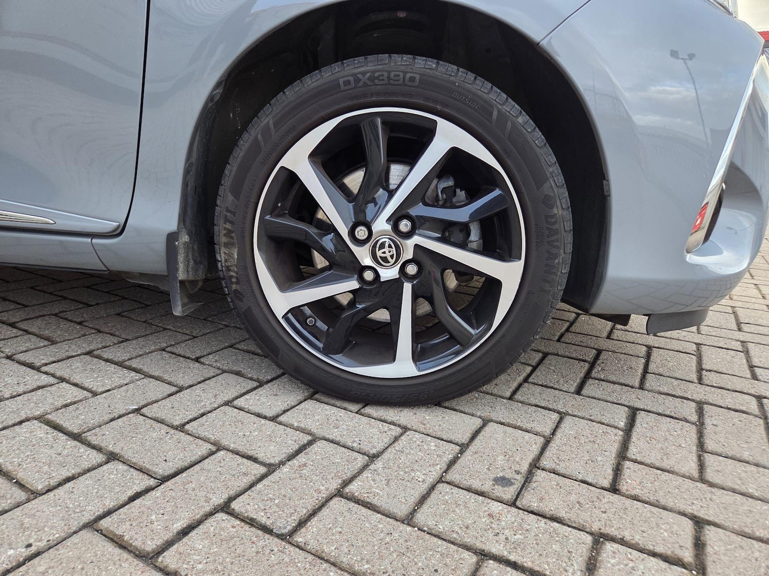 Used Toyota Yaris 2020 for sale - 76715311: Photo 9