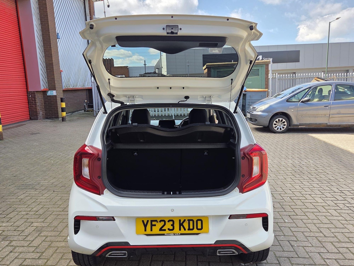 Used Kia Picanto 2023 for sale - 78171565: Photo 10