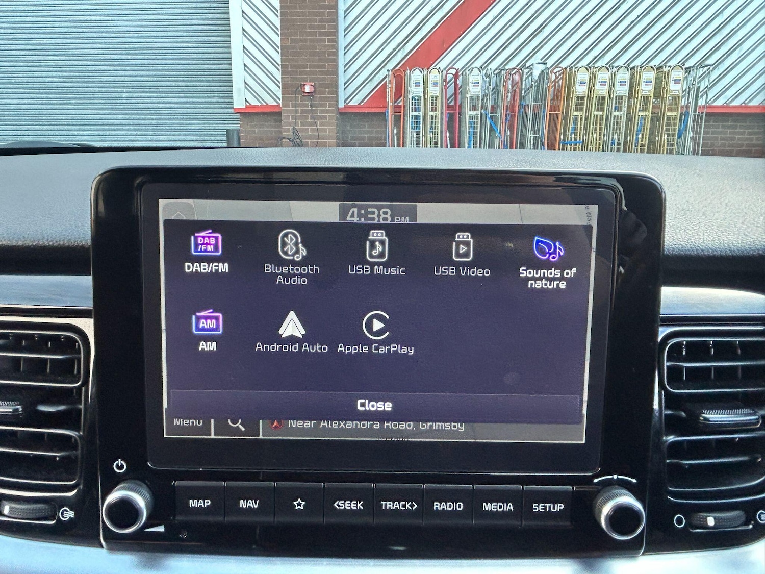 Used Kia Stonic 2023 for sale - 76377917: Photo 28