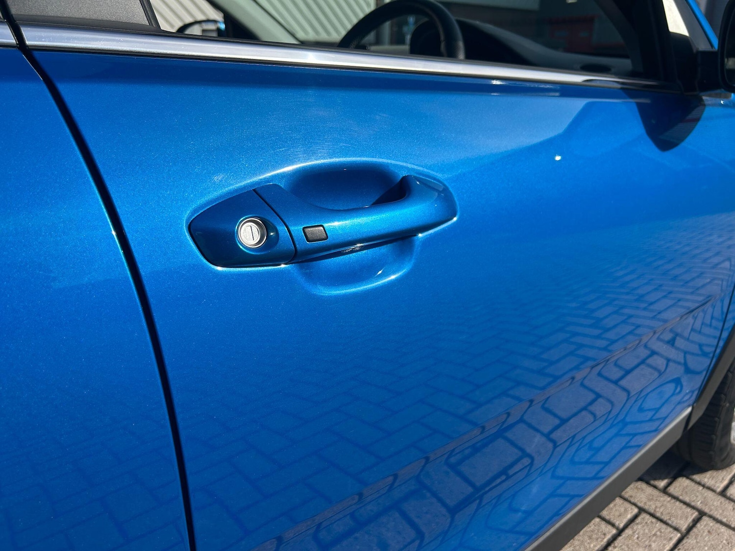 Used Kia Stonic 2023 for sale - 76377917: Photo 9