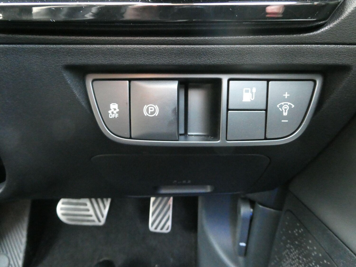 Used Kia EV6 2024 for sale - 77723899: Photo 22