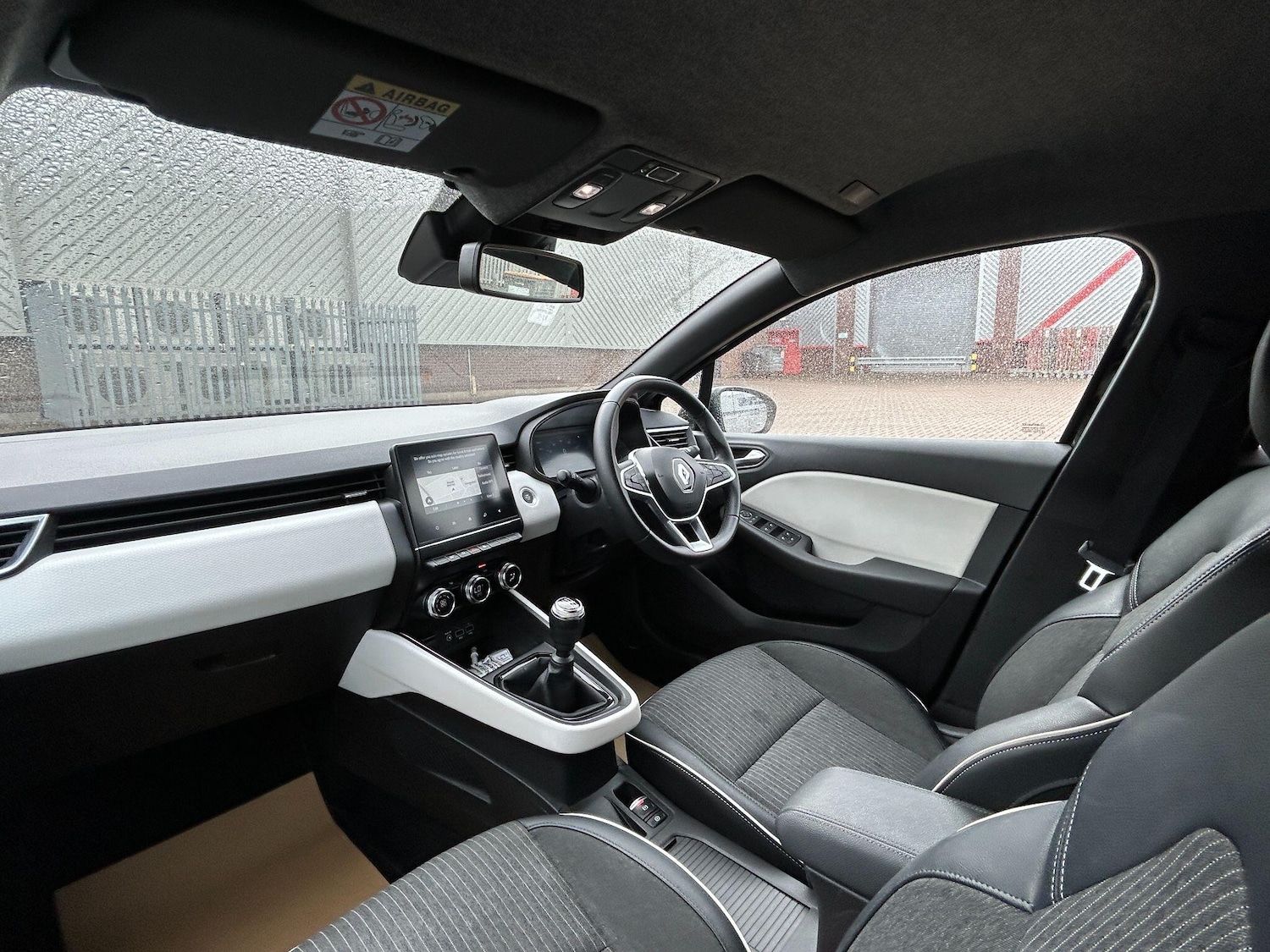 Used Renault Clio 2023 for sale - 76457580: Photo 14