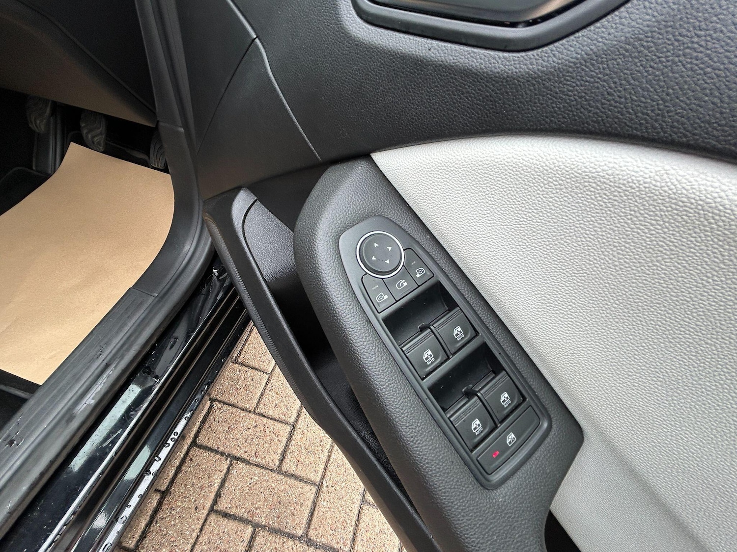 Used Renault Clio 2023 for sale - 76457580: Photo 17