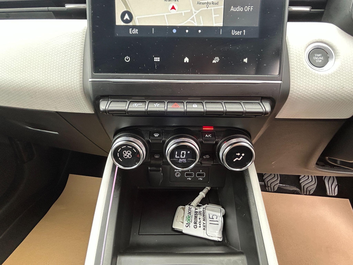 Used Renault Clio 2023 for sale - 76457580: Photo 27