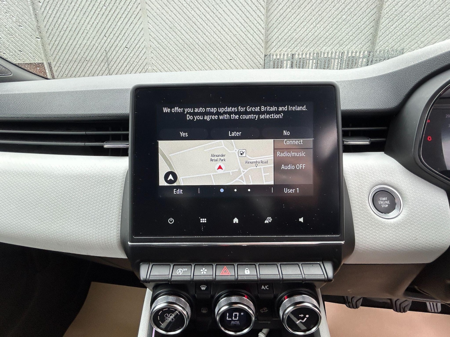 Used Renault Clio 2023 for sale - 76457580: Photo 28