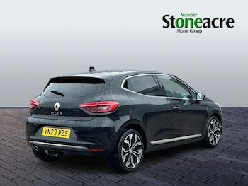 Used Renault Clio 2023 for sale - 76457580: Photo