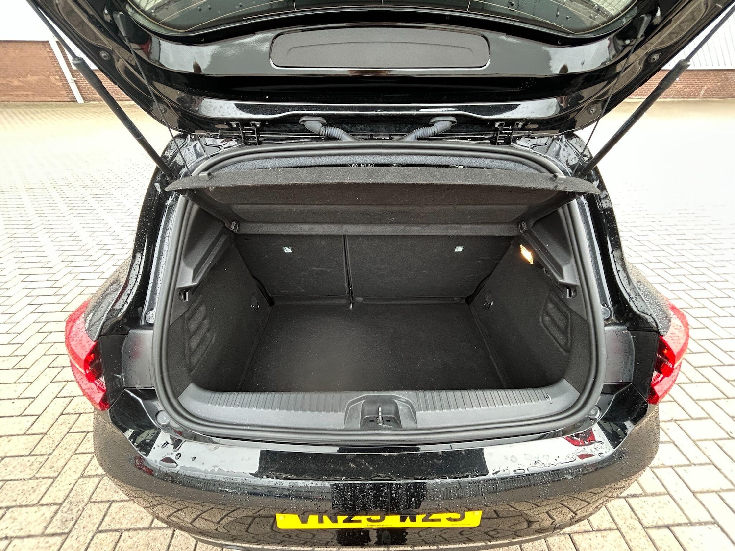 Used Renault Clio 2023 for sale - 76457580: Photo 9