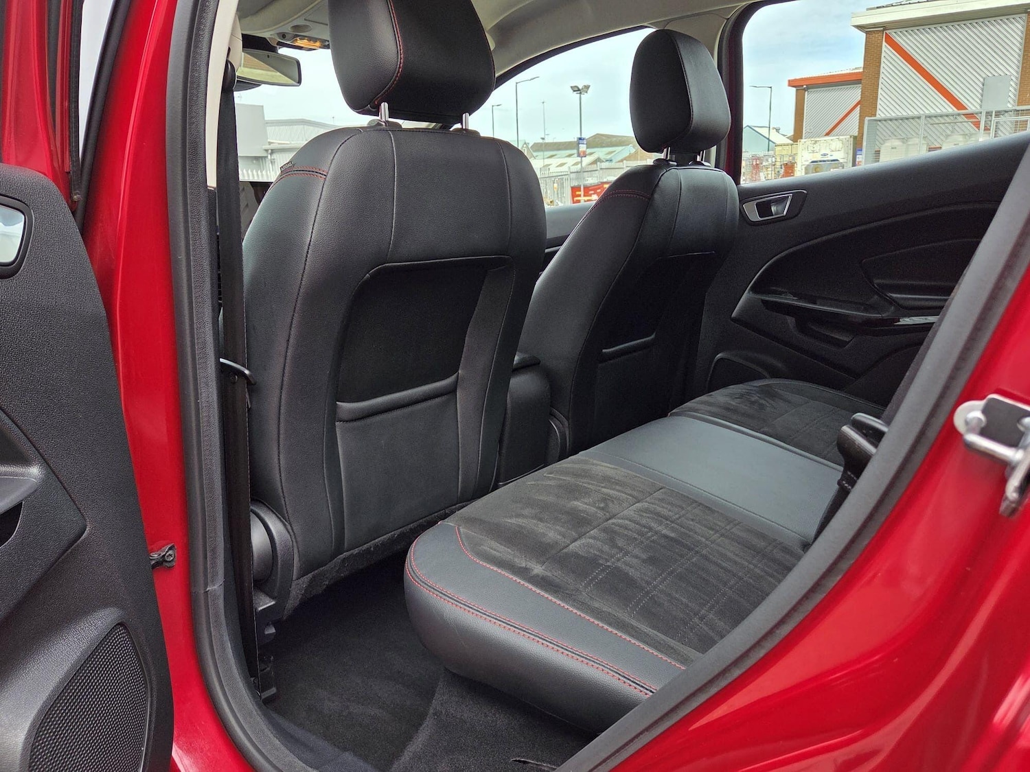 Used Ford Ecosport for sale - 77970382: Photo 14