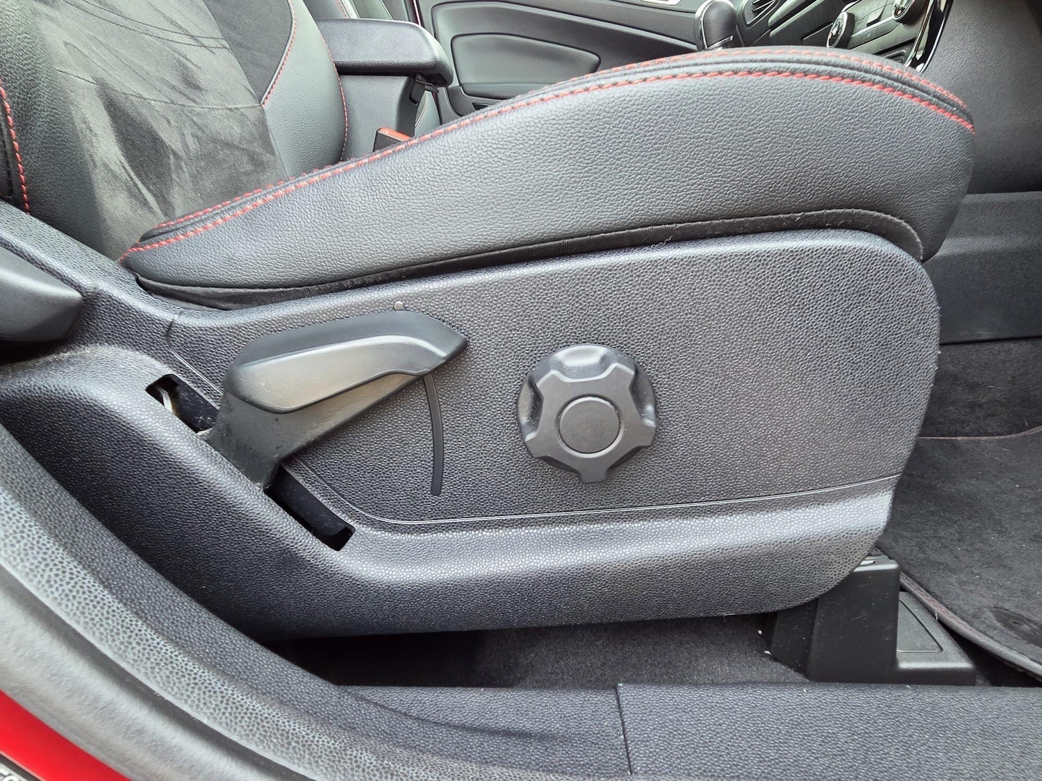 Used Ford Ecosport for sale - 77970382: Photo 19