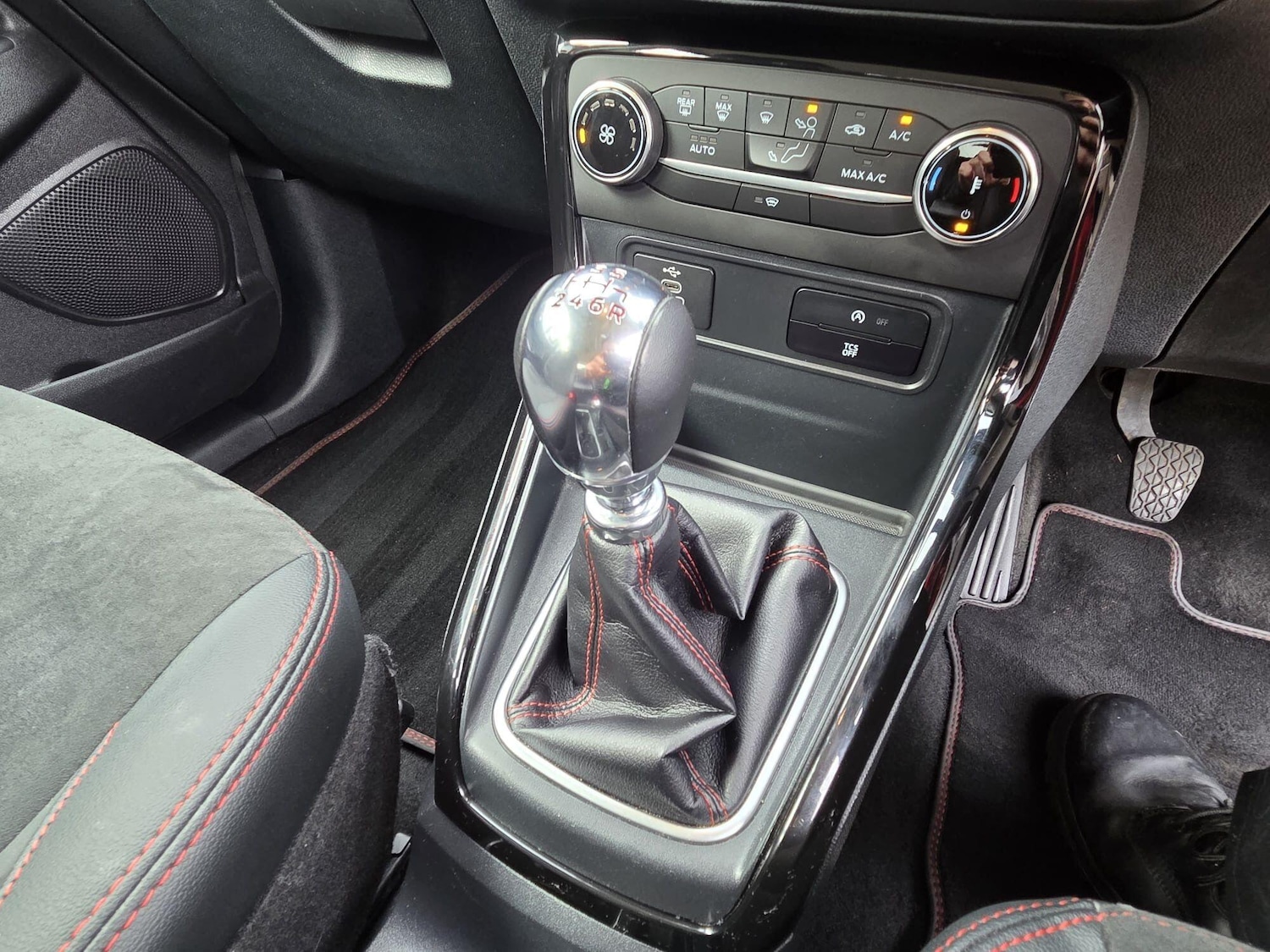 Used Ford Ecosport for sale - 77970382: Photo 27