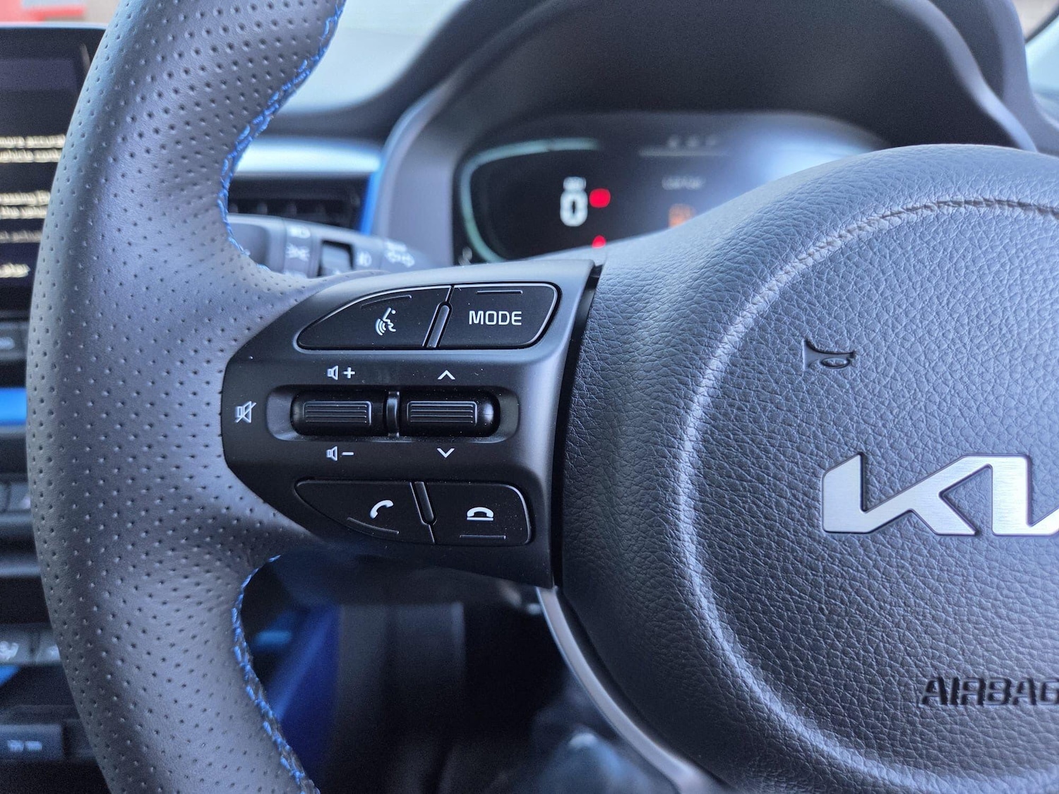 Used Kia Stonic 2025 for sale - 76441296: Photo 17