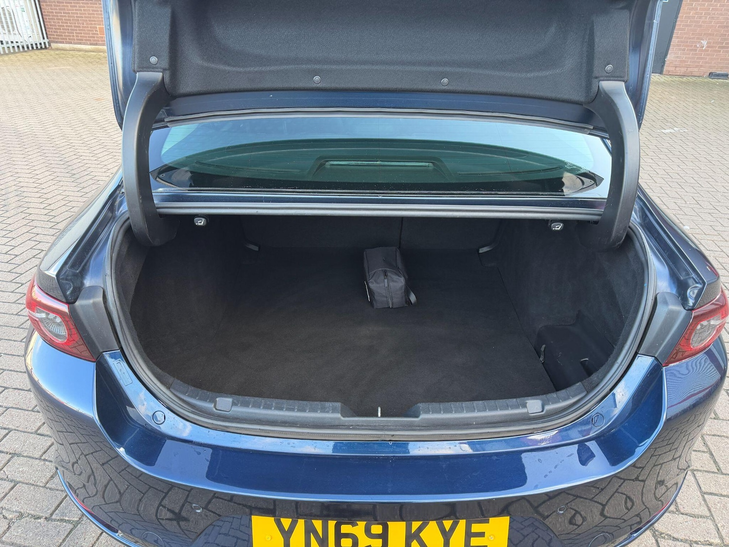 Used Mazda Mazda3 2020 for sale - 77304942: Photo 9