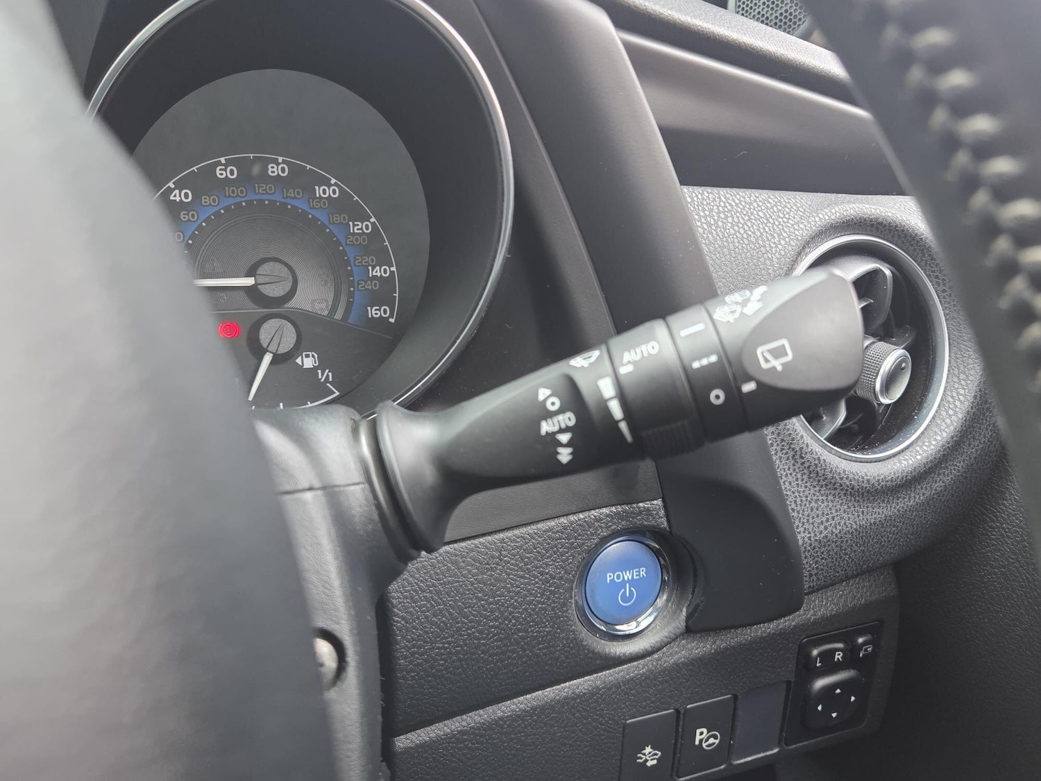 Used Toyota Auris 2016 for sale - 77769372: Photo 24