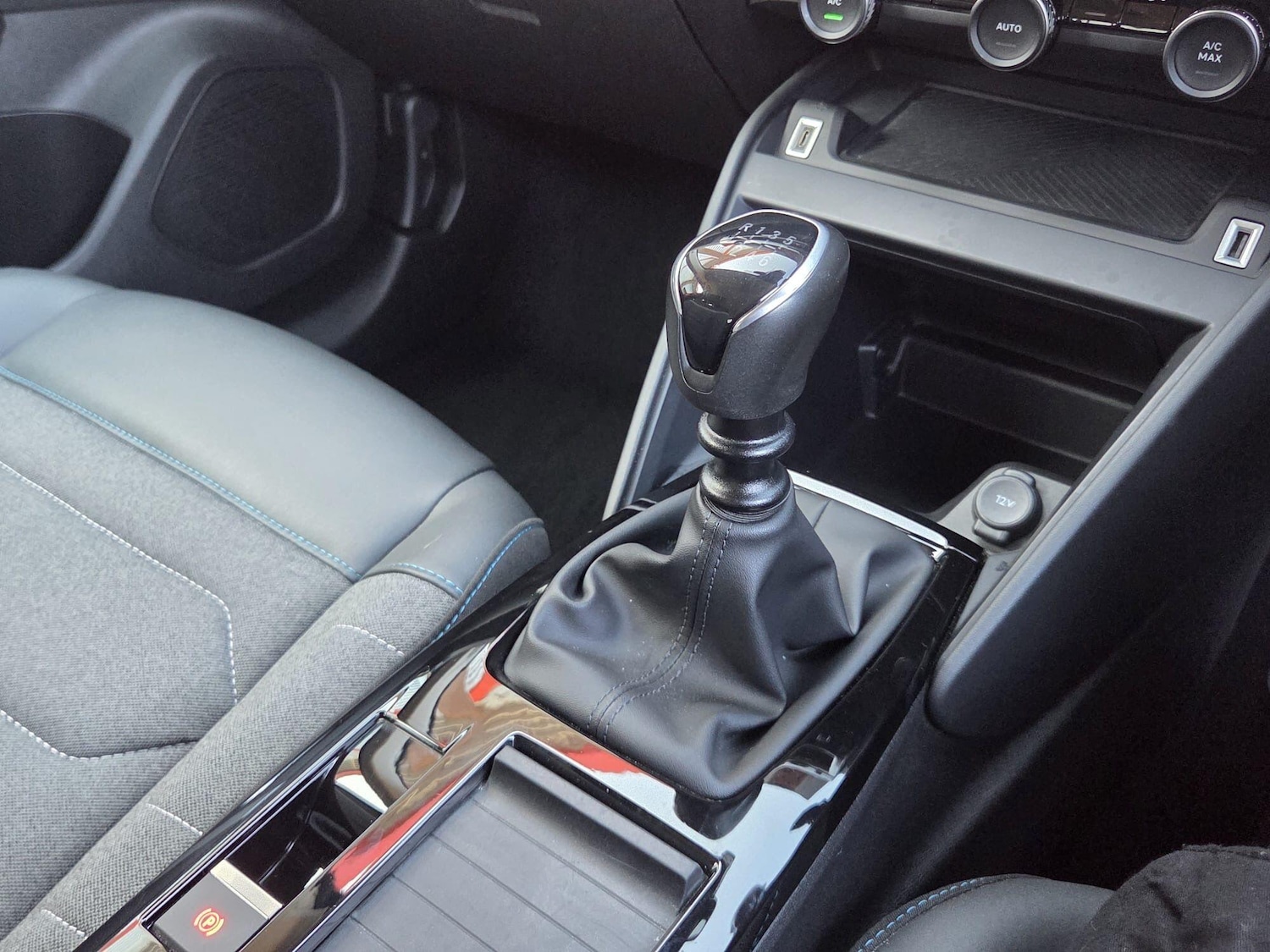 Used Citroen C4 2021 for sale - 77970424: Photo 24