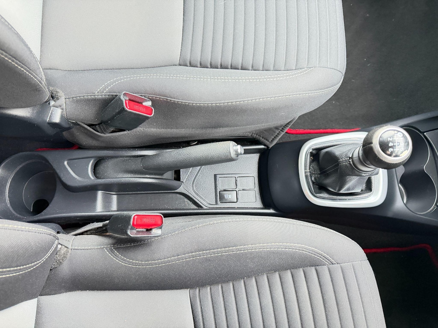 Used Toyota Yaris 2018 for sale - 76965112: Photo 21