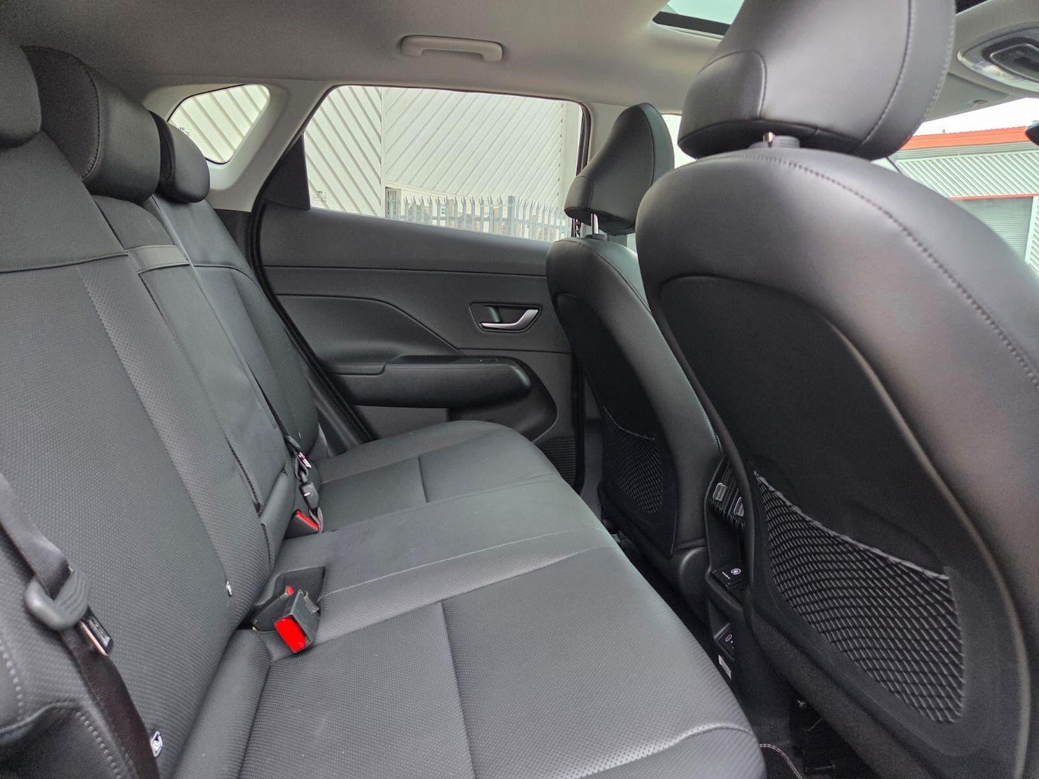 Used Hyundai KONA 2025 for sale - 76965304: Photo 13