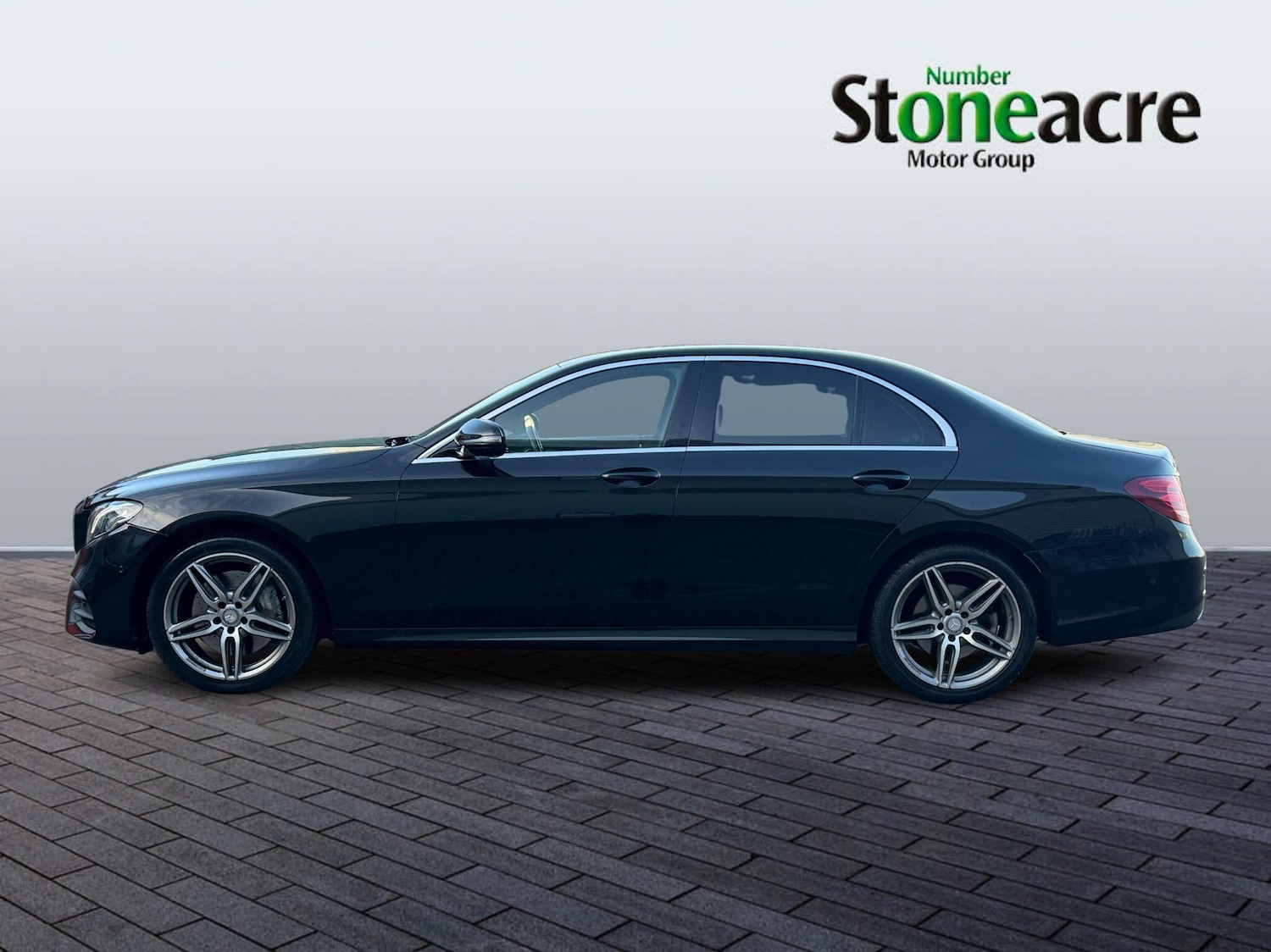 Used Mercedes-Benz E Class 2017 for sale - 77395825: Photo 6