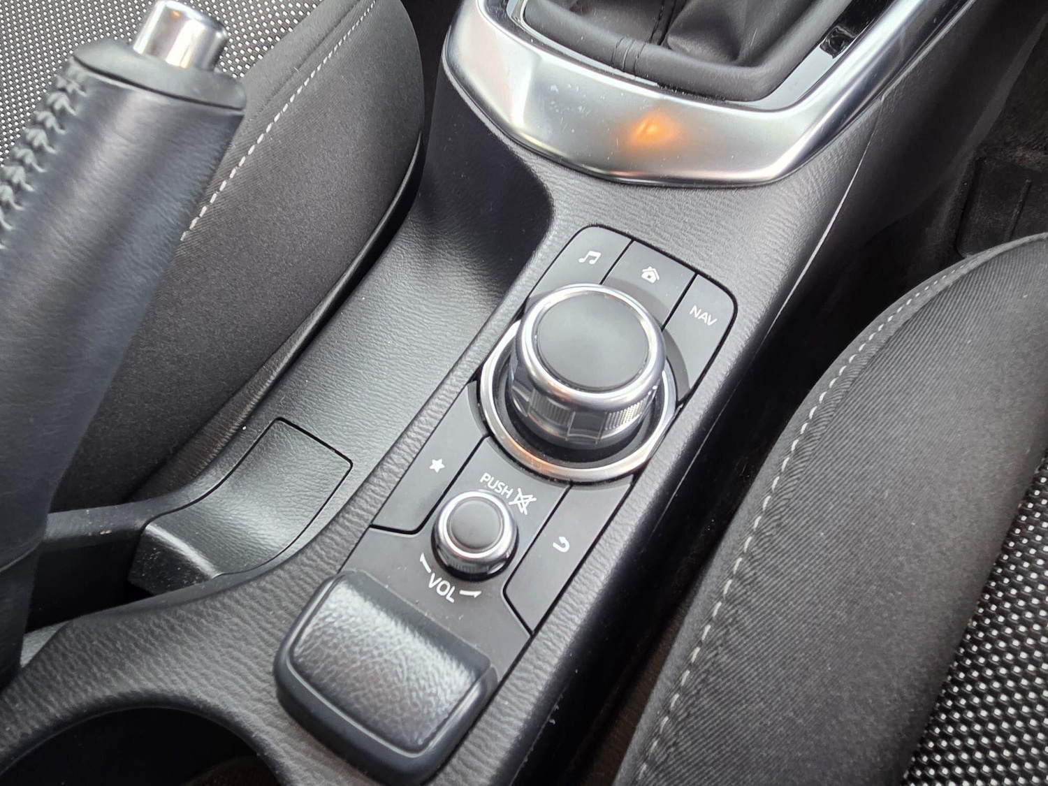 Used Mazda Mazda2 2018 for sale - 77940621: Photo 26