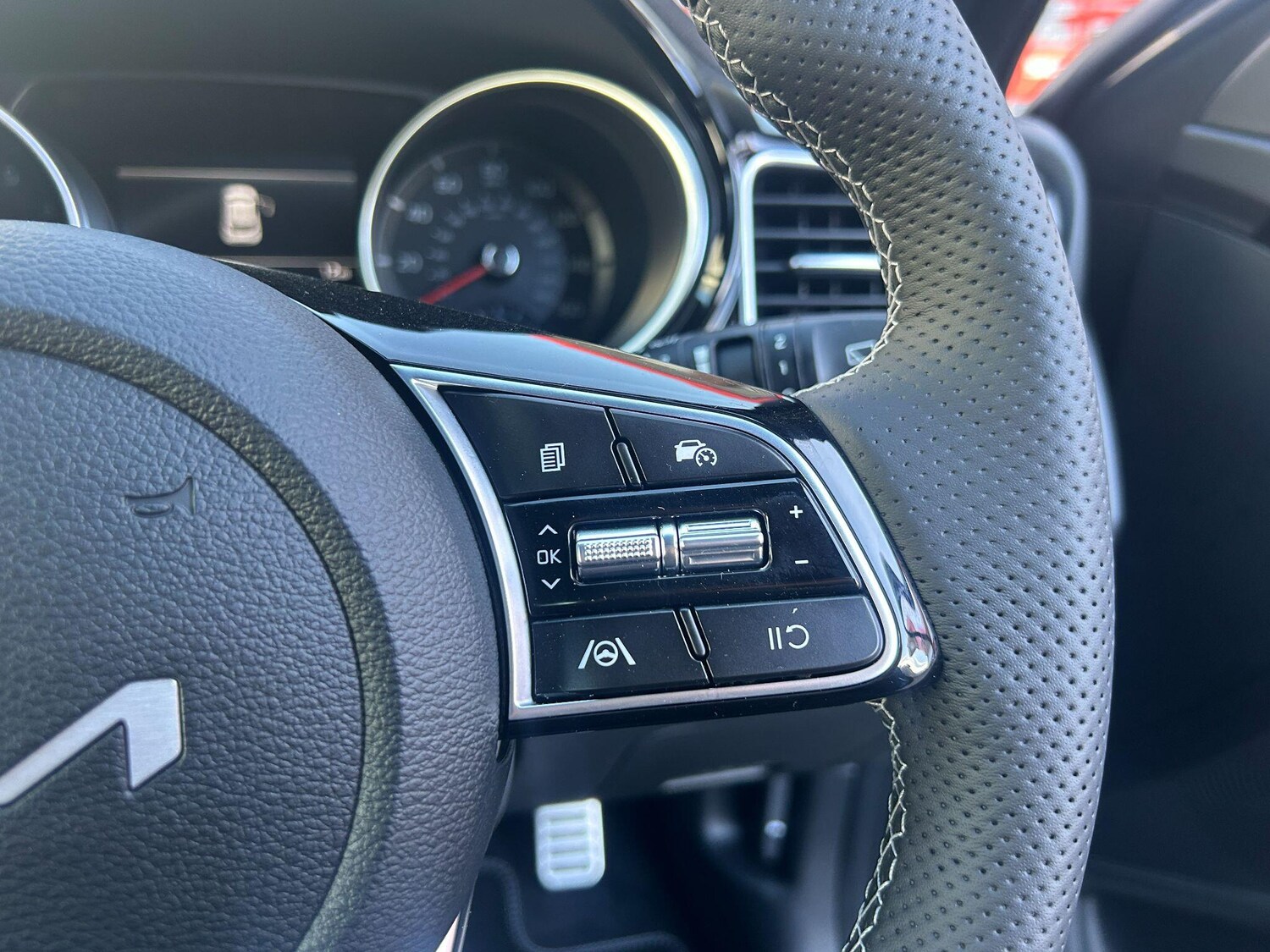 Used Kia XCeed 2025 for sale - 76866351: Photo 23