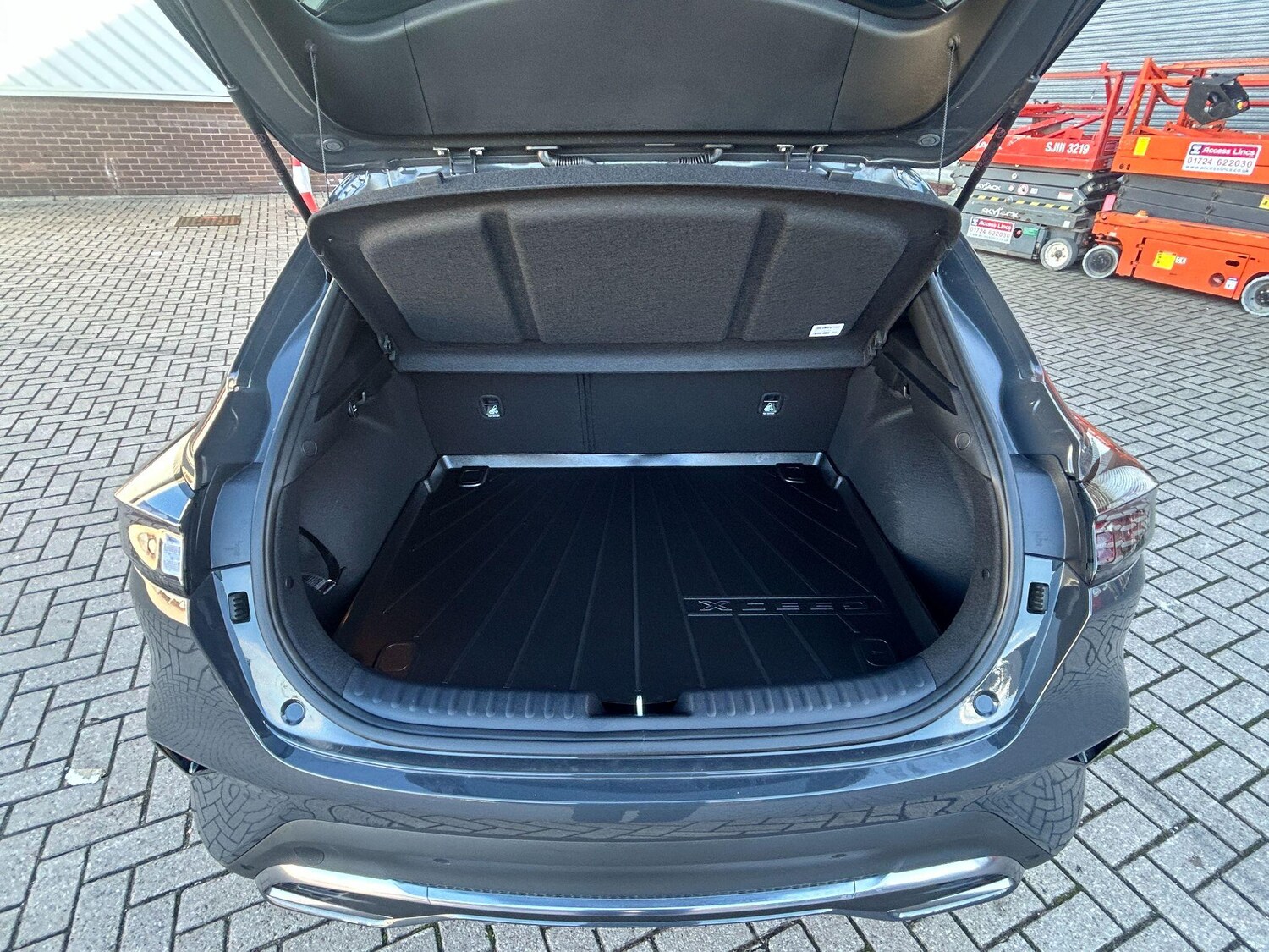 Used Kia XCeed 2025 for sale - 76866351: Photo 9