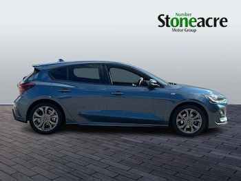 Used Ford Focus 2023 for sale - 76377608: Photo