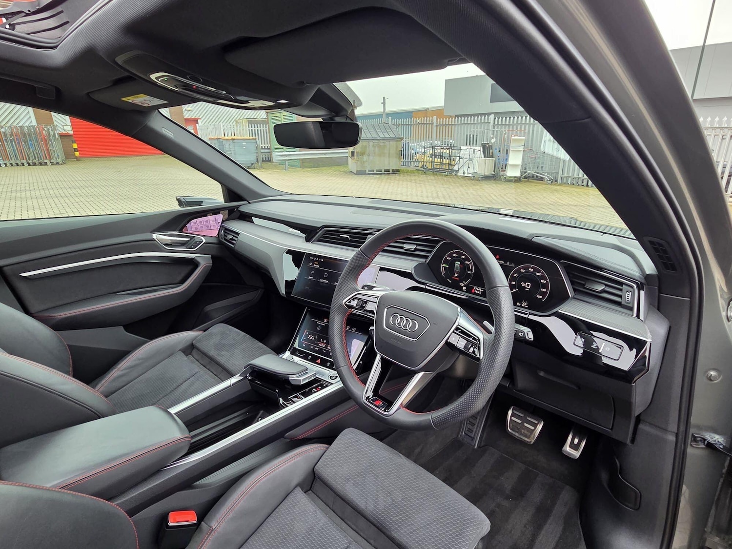 Used Audi Q8 2023 for sale - 77825233: Photo 25