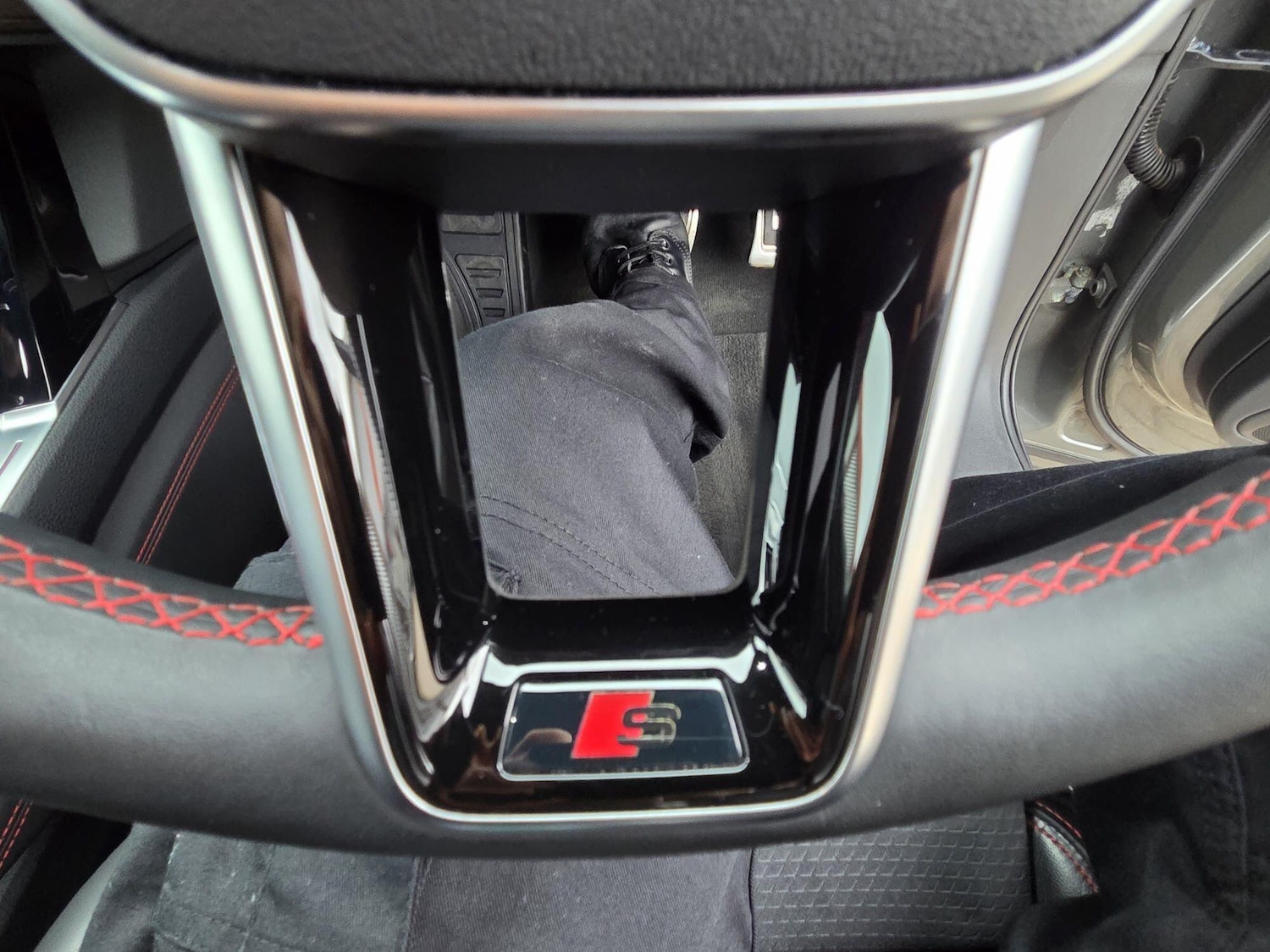 Used Audi Q8 2023 for sale - 77825233: Photo 34