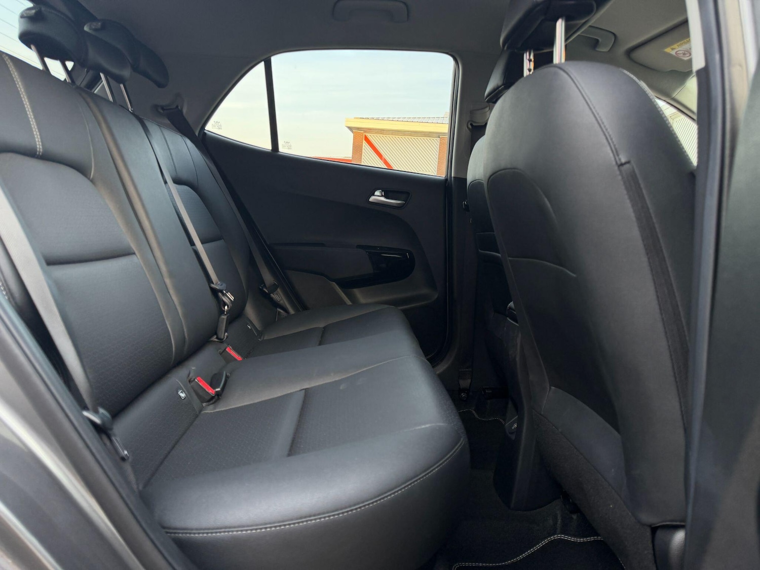 Used Kia Picanto 2024 for sale - 77073947: Photo 10