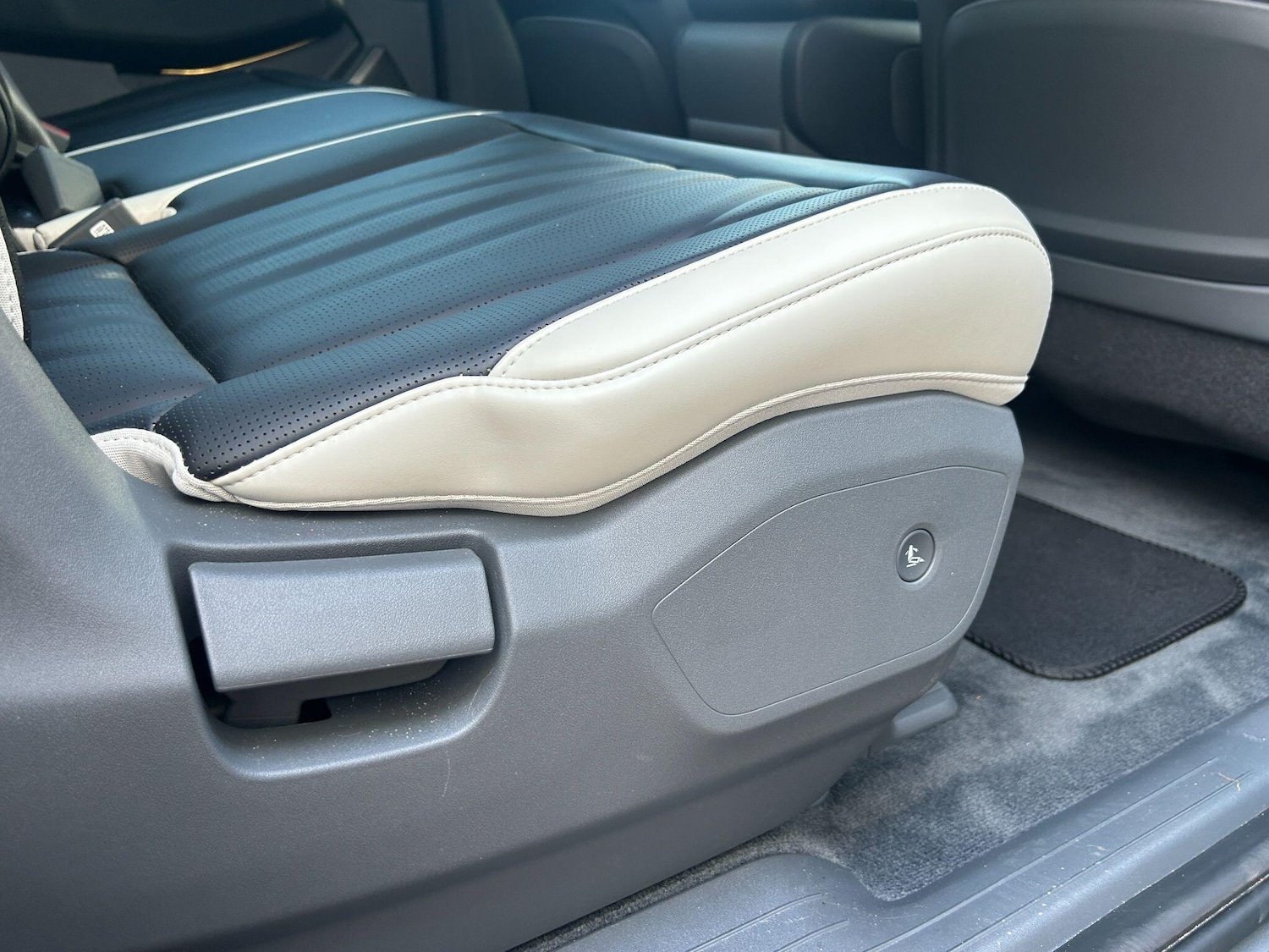 Used Kia EV9 2024 for sale - 76085153: Photo 18